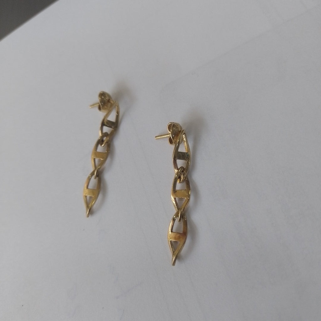 ARETES PAR ORO 14 K 2.8 GRMS (SEMINUEVO)