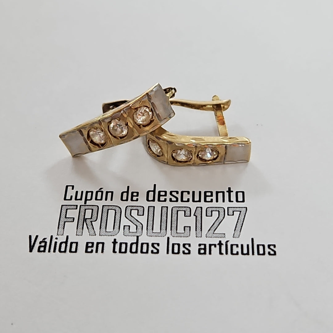 ARETES PAR ORO 14 K 2.7 GRMS (SEMINUEVO)