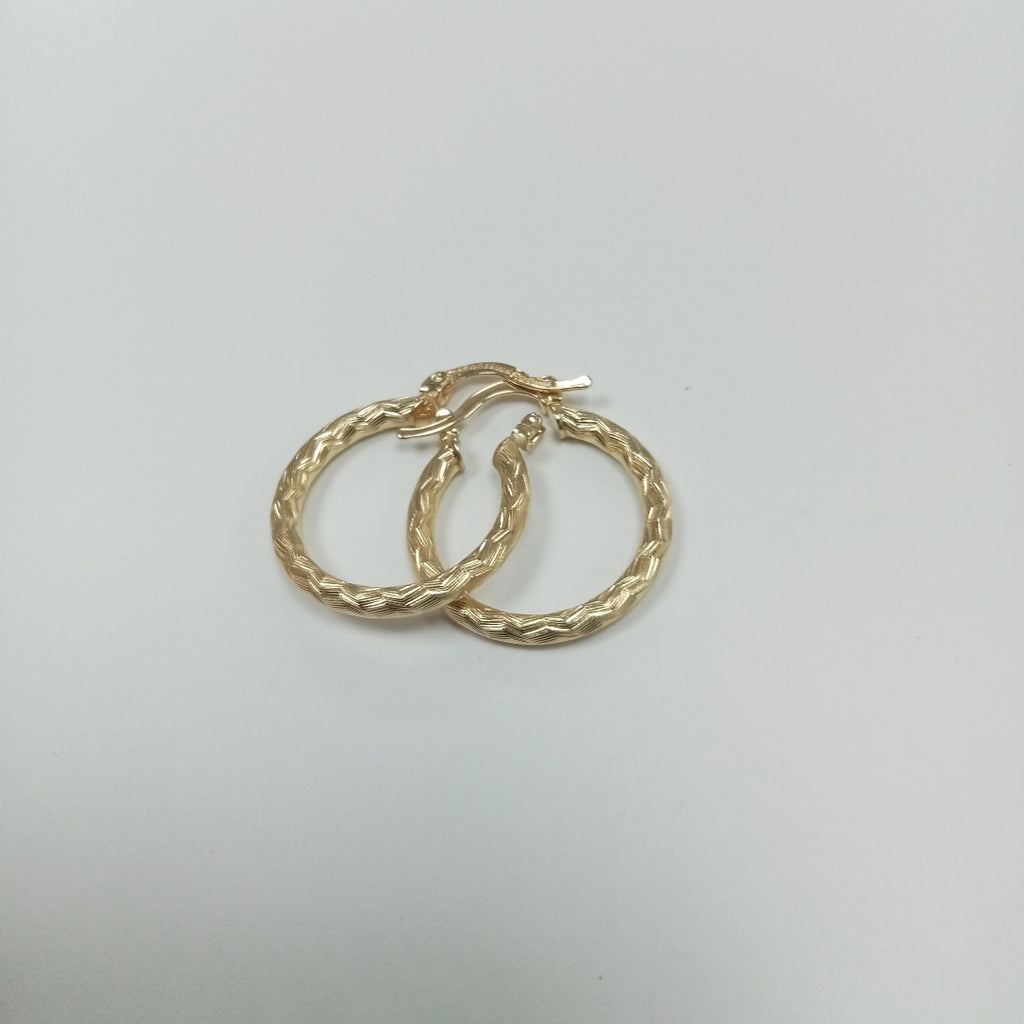 ARETES ARRACADAS LABRADAS 14K 2.1 GR (NUEVO)
