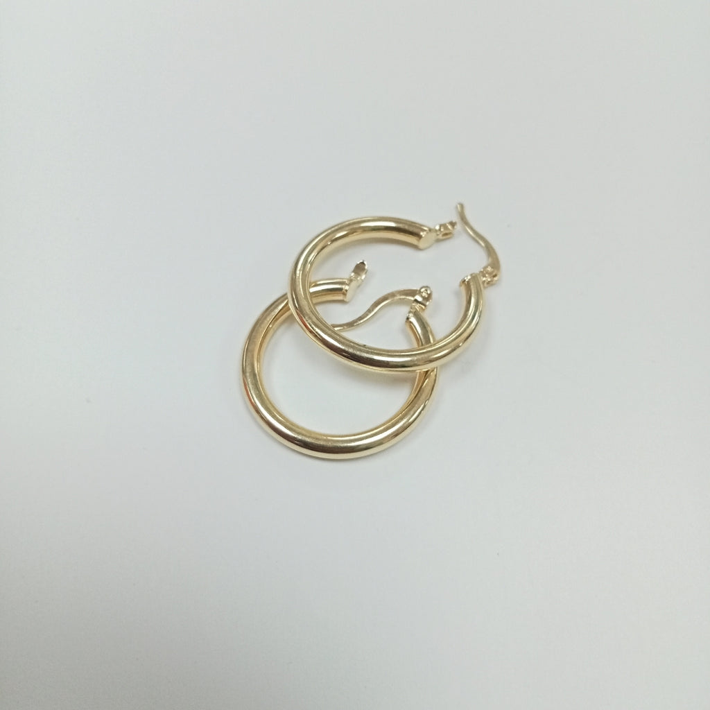 ARETES TEJIDO ARRACADAS LISAS HUECAS 14K 2.2 GR (NUEVO)