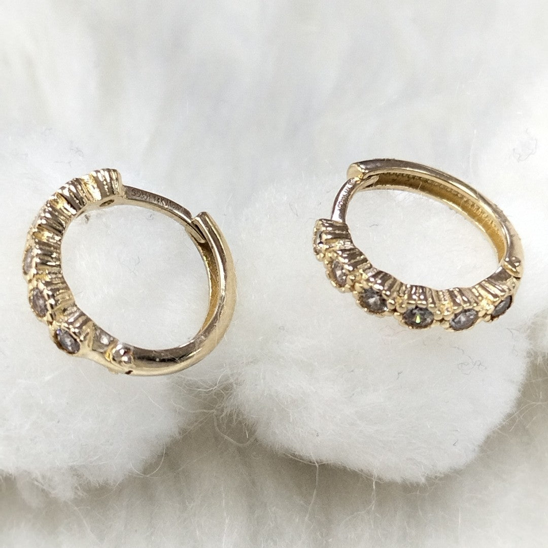 ARETES ARRACADA C CIRCONIAS 14K 2 GR (NUEVO)