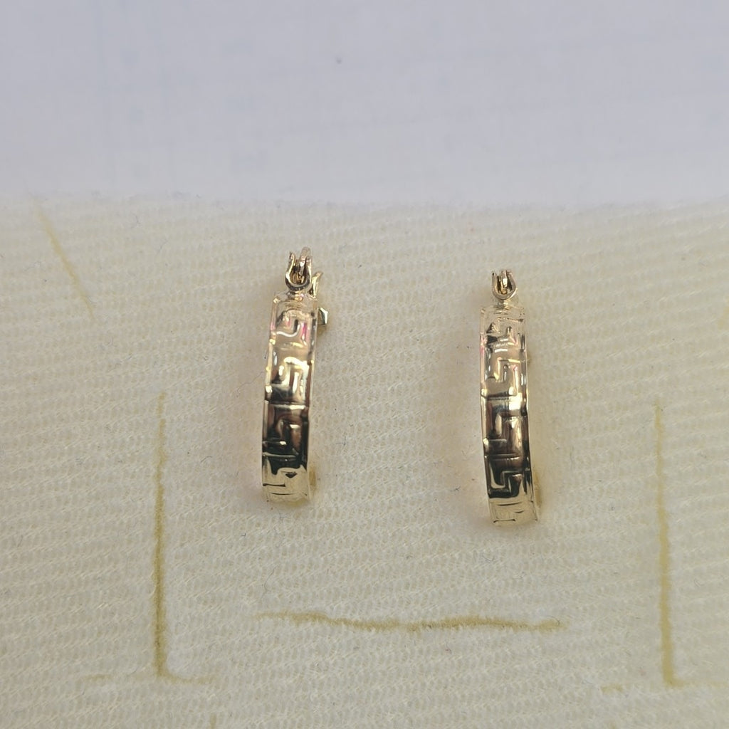 ARETES ARRACADAS FIG GRECAS 14K 1.8 GR (NUEVO)