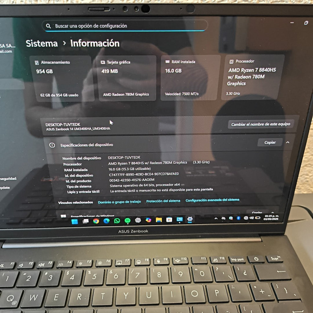 LAPTOP ASUS ZENBOOK 14 UM3406HA-QD036W (2024) 1 TB SSD 16 GB RAM (SEMINUEVO)