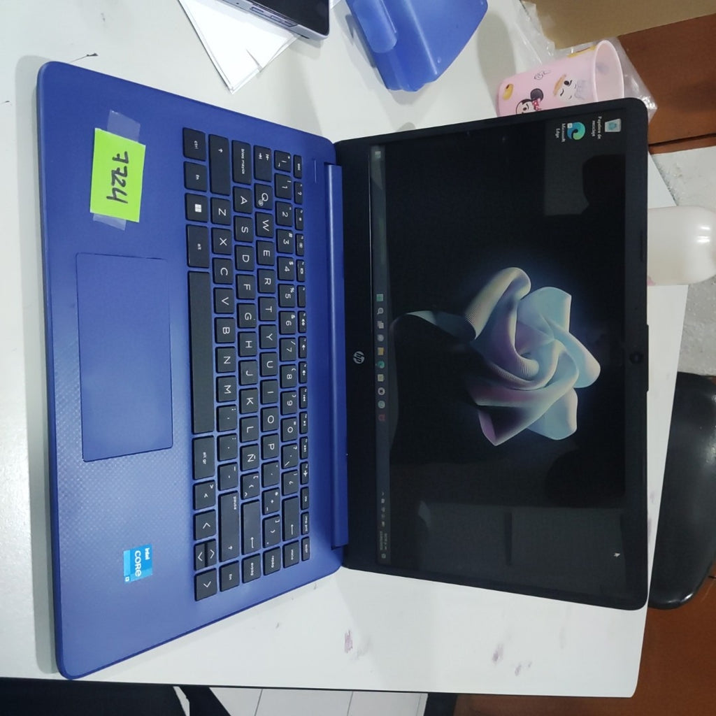 LAPTOP HP 14-DQ2521LA (2022) 256 GB SSD 8 GB RAM (SEMINUEVO)