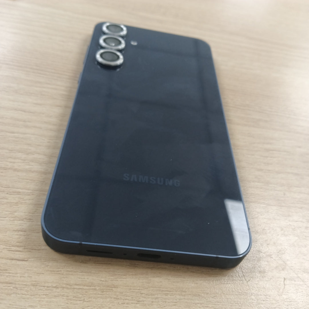 CELULAR SAMSUNG GALAXY A55 5G SM-A556E (2024) 256 GB 8 GB RAM (SEMINUEVO)