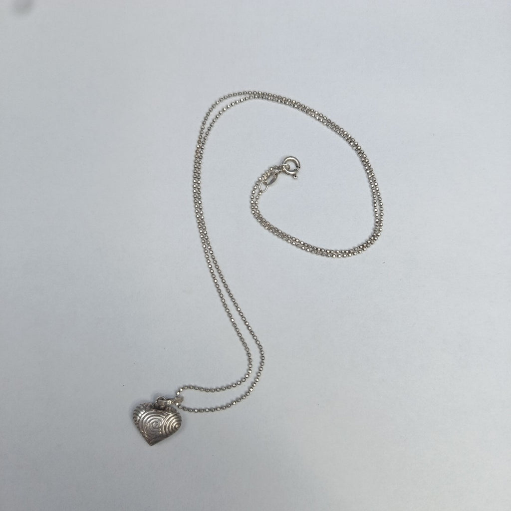 CADENA, DIJE PLATA 3 GRMS (SEMINUEVO)
