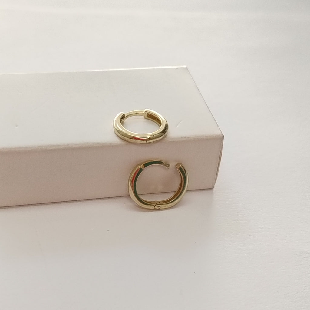 ARETES ARRACADAS LISAS 10K 1.2 GR (NUEVO)