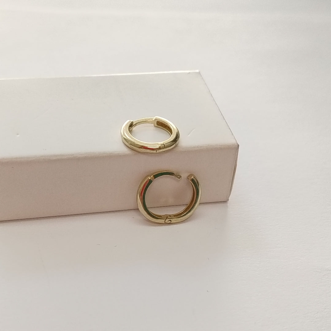 ARETES ARRACADAS LISAS 10K 1.2 GR (NUEVO)