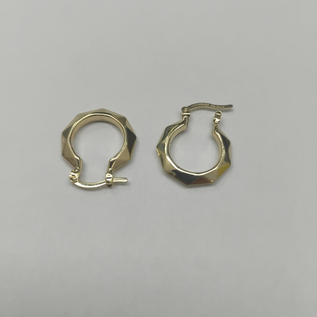 ARETES TEJIDO ARRACADAS FACETADAS 14K 1.8 GR (NUEVO)