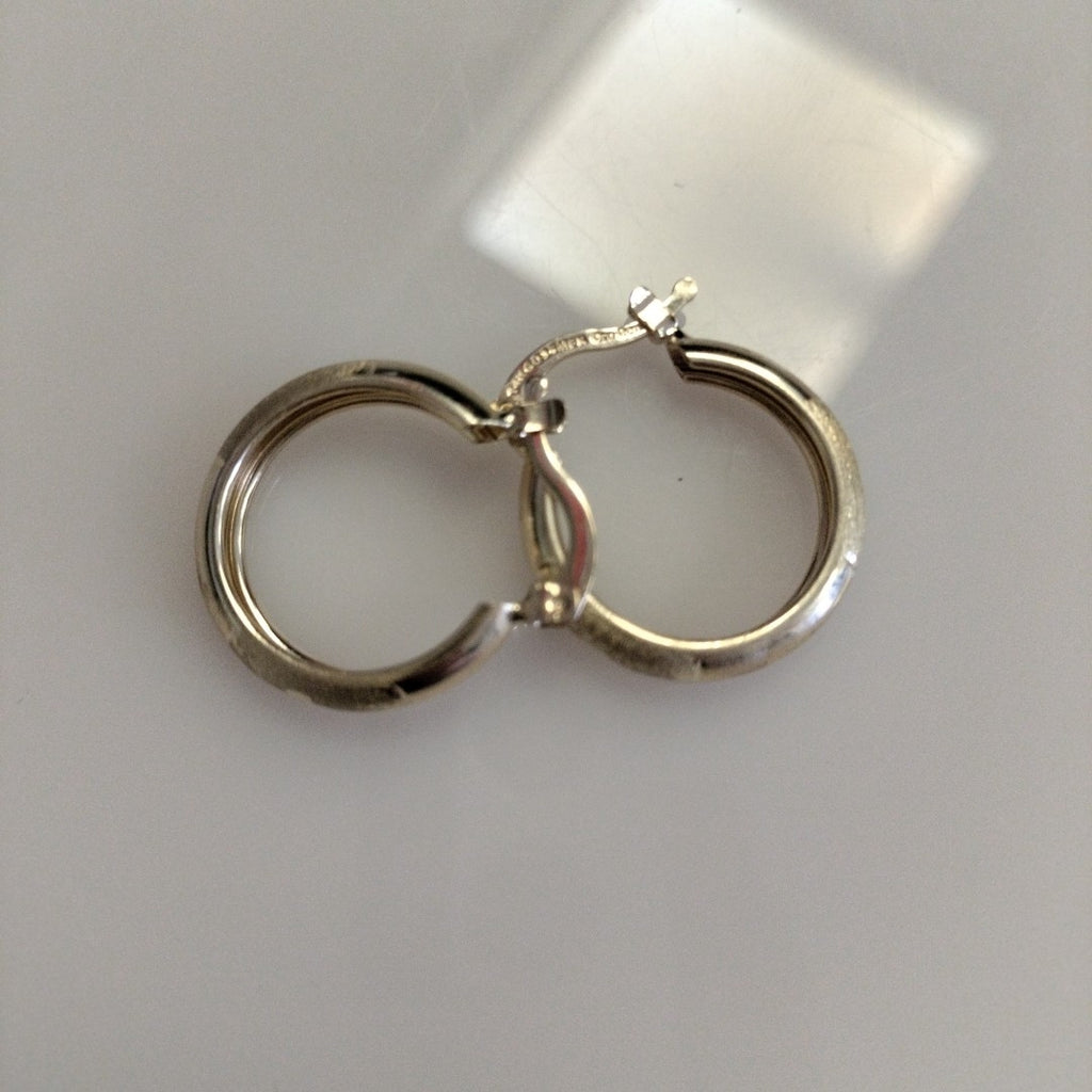 ARETES TEJIDO ARRACADA SATINADA 14K 2.6 GR (NUEVO)
