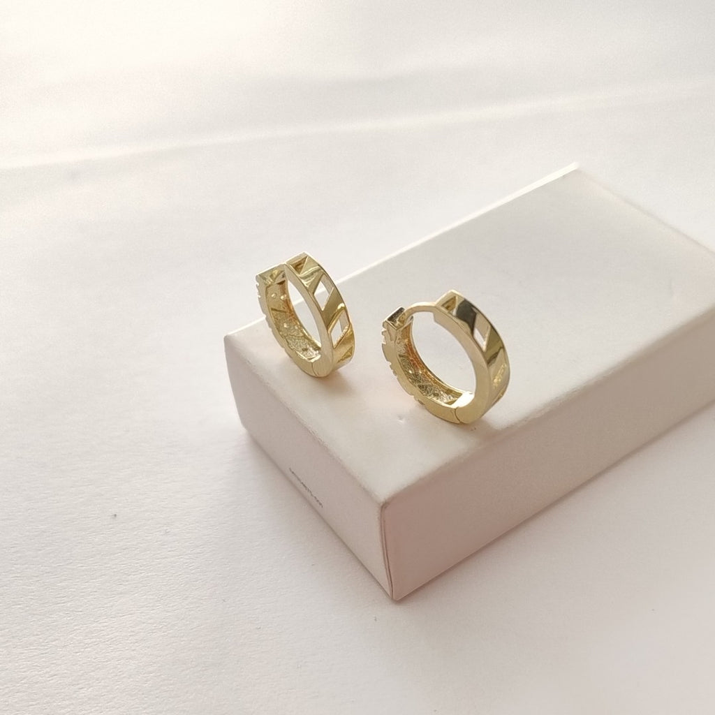ARETES HUGGIES CON CIRCONIAS 14K 2.2 GR (NUEVO)