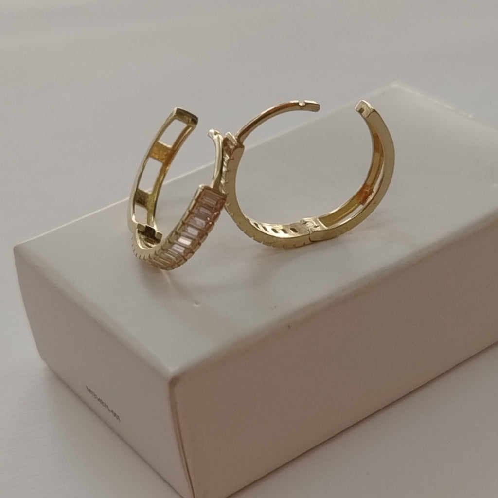 HUGGIES ORO 14K 1.6 (NUEVO)