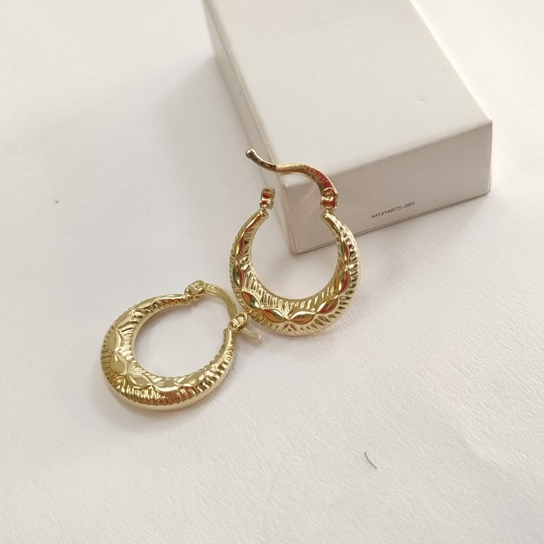 ARETES ARRACADAS HUECAS 14K 1.8 GR (NUEVO)