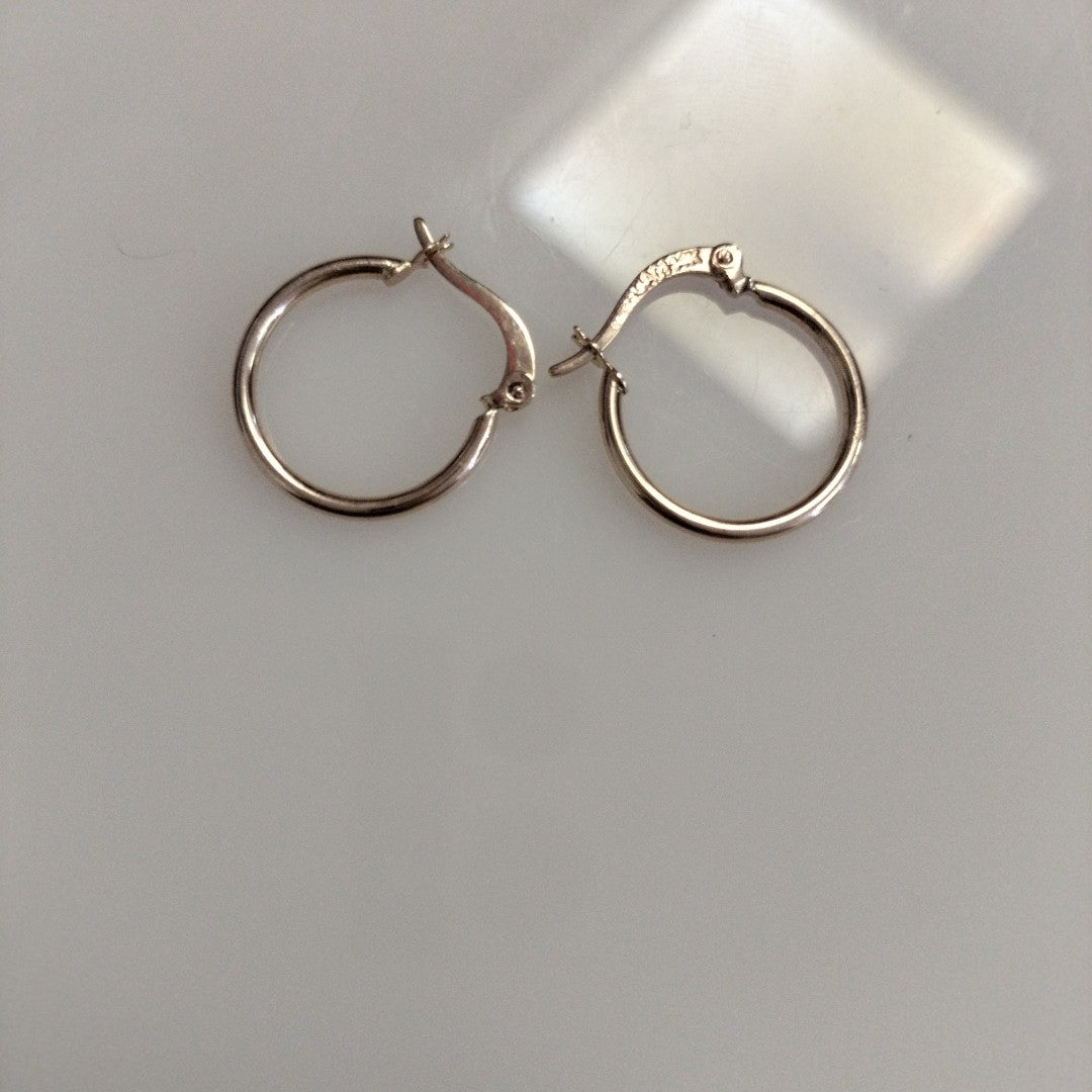 ARETES ARRACADAS 14K 1.2 GR (NUEVO)