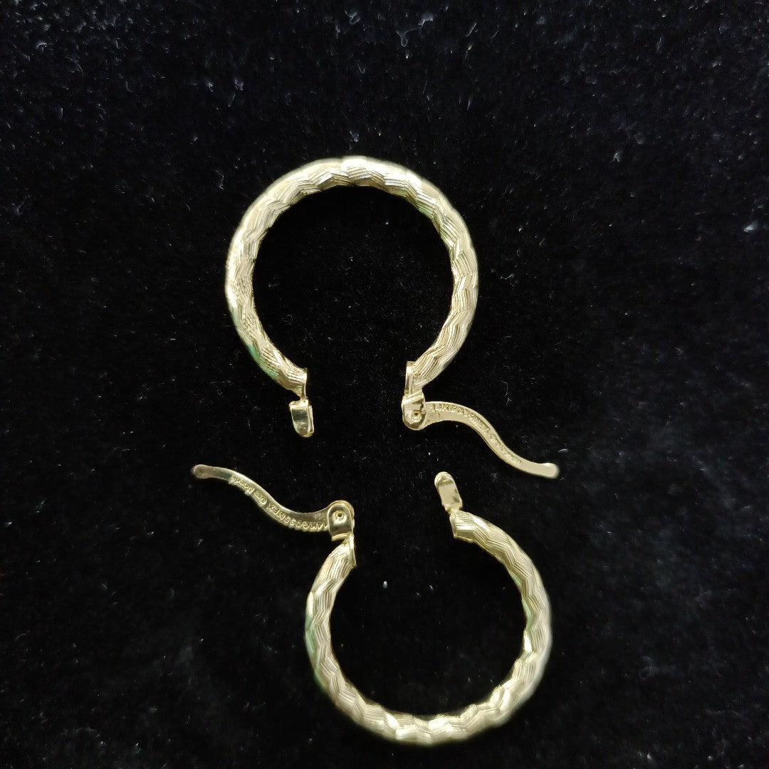 ARETES ARRACADAS LABRADAS 14K 2.1 GR (NUEVO)