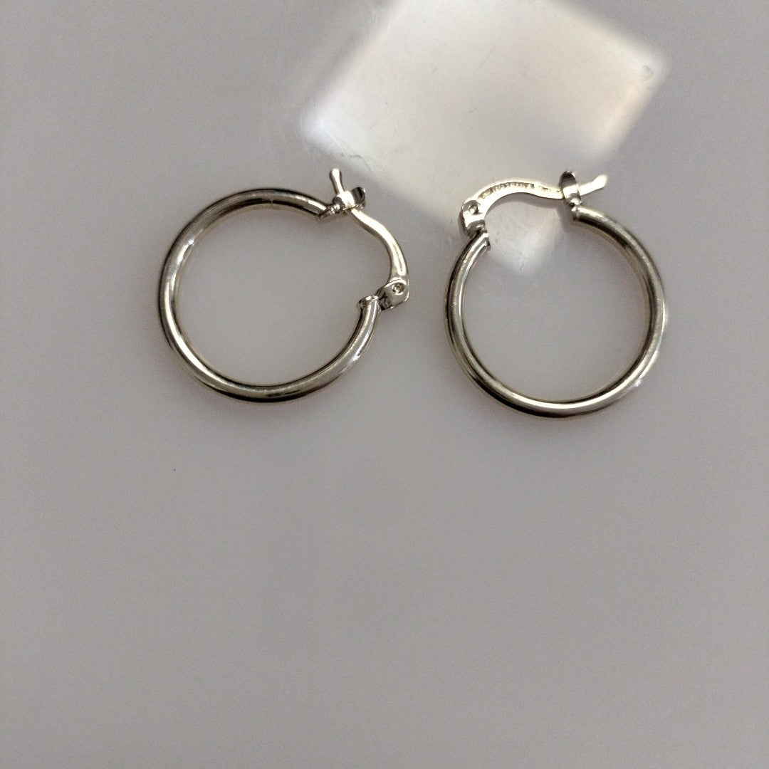 ARETES TEJIDO ARRACADAS LISAS 14K 1.2 GR (NUEVO)