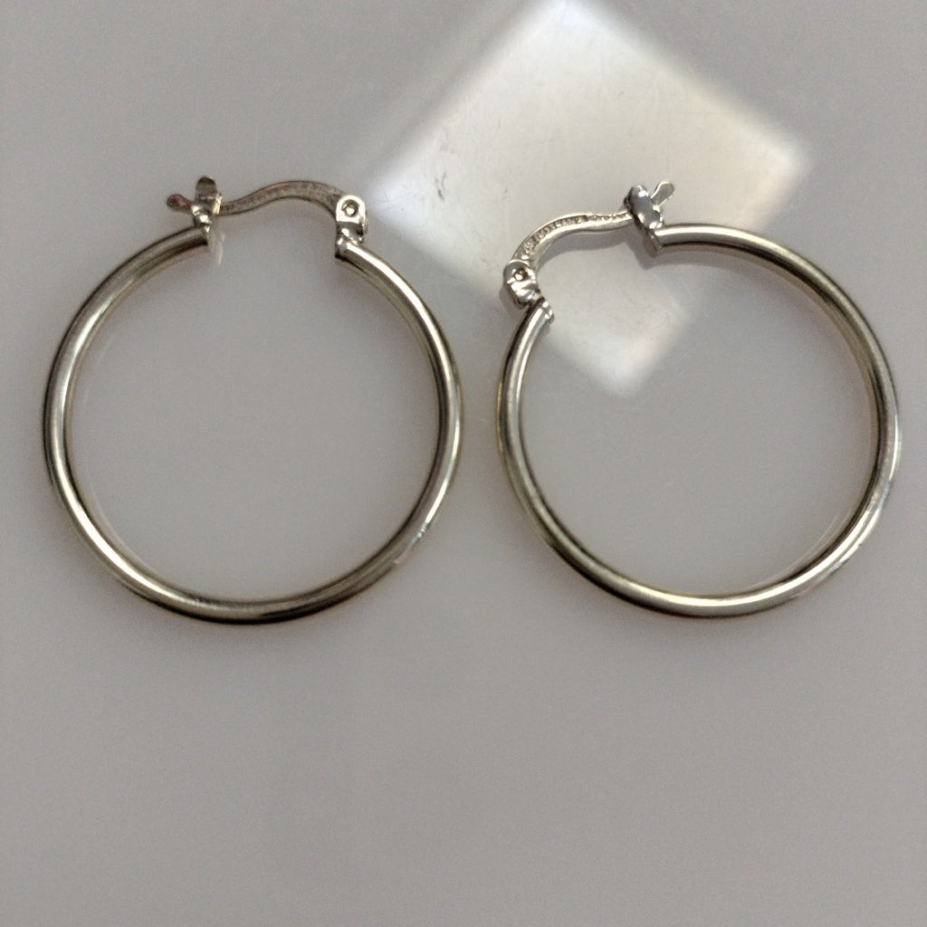 ARETES TEJIDO ARRACADAS LISAS 14K 1.5 GR (NUEVO)