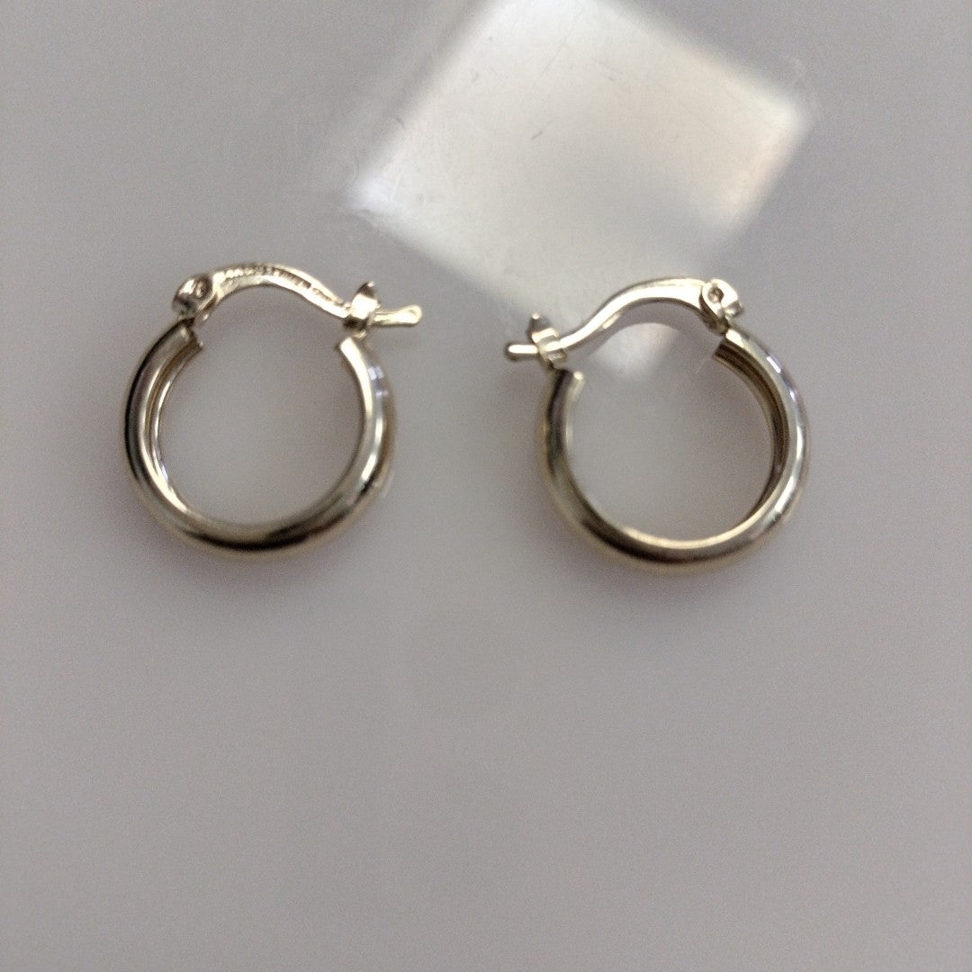 ARETES TEJIDO ARRACADAS LISAS 14K 2.1 GR (NUEVO)