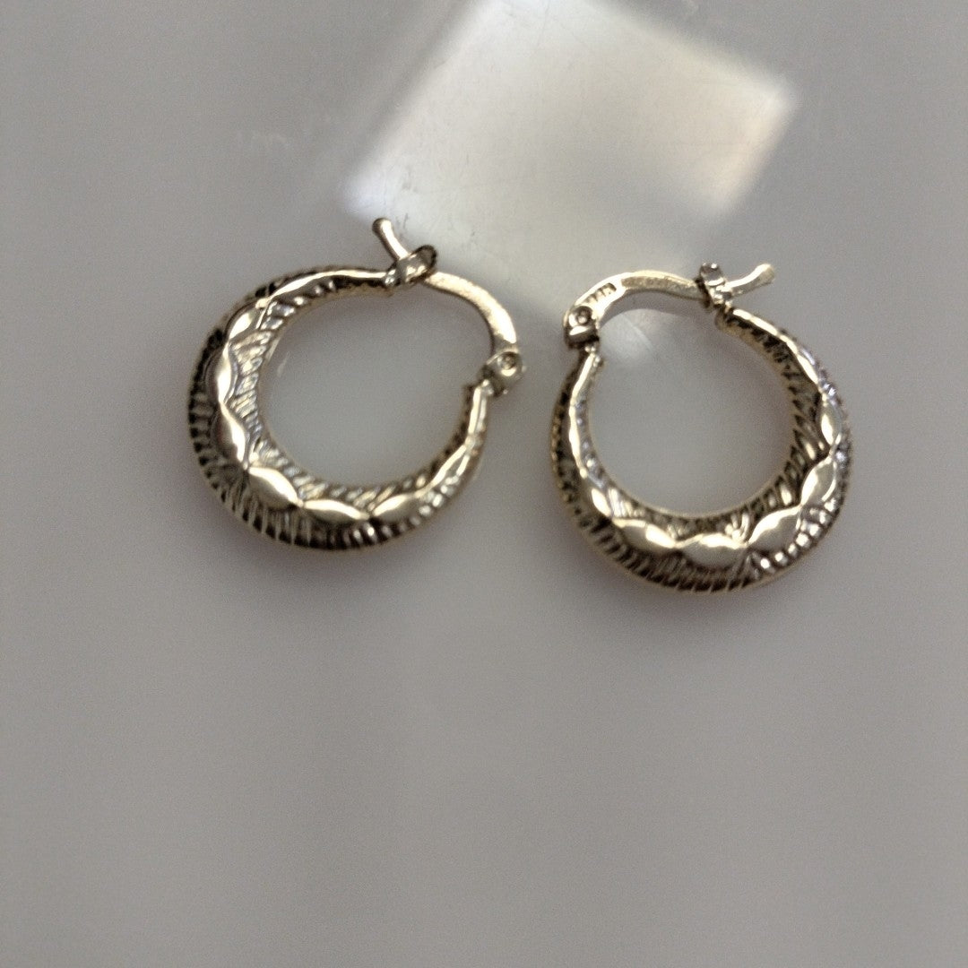 ARETES ARRACADAS HUECAS 14K 1.8 GR (NUEVO)