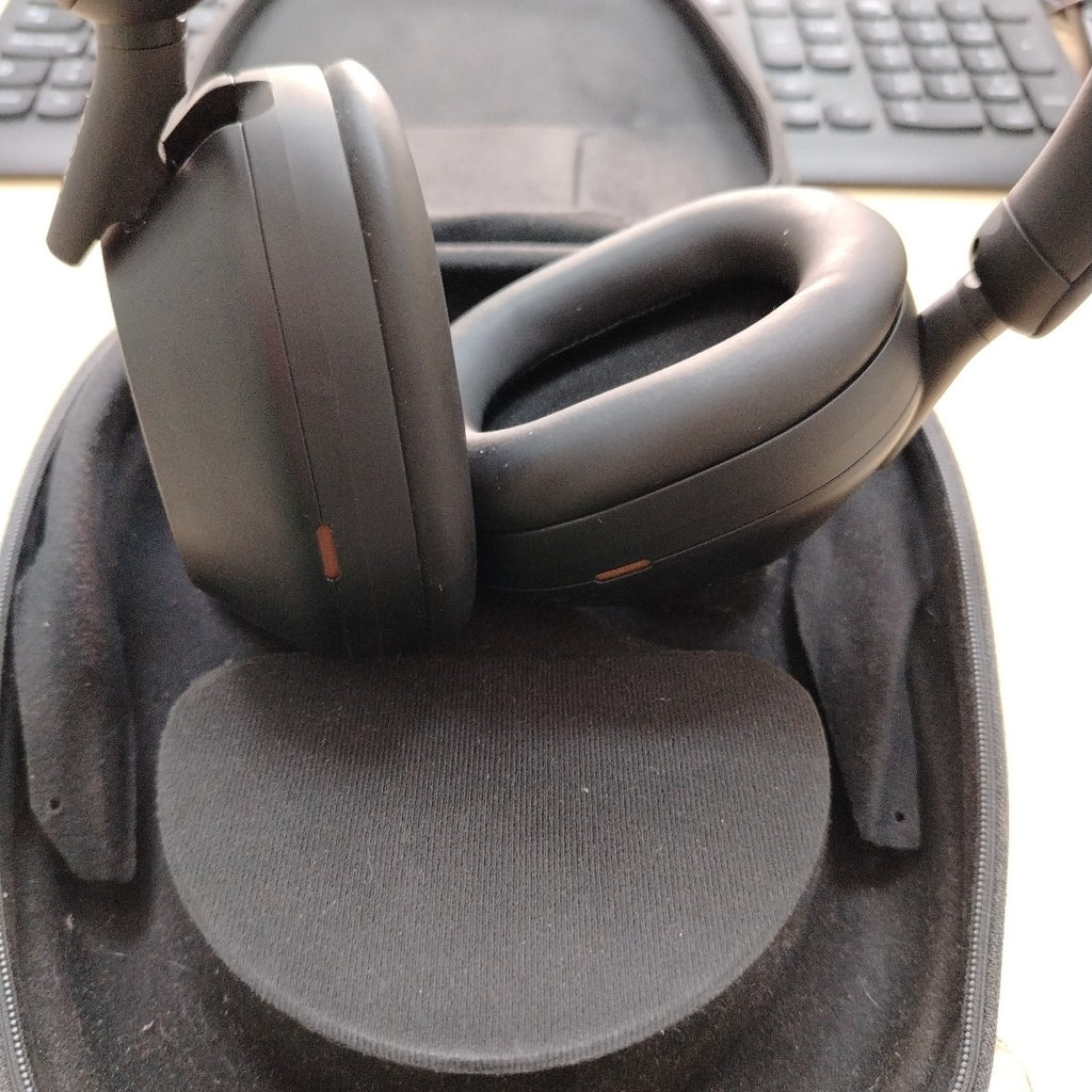 AUDIFONOS SONY YY2954 INALAMBRICO OVER EAR (SEMINUEVO)
