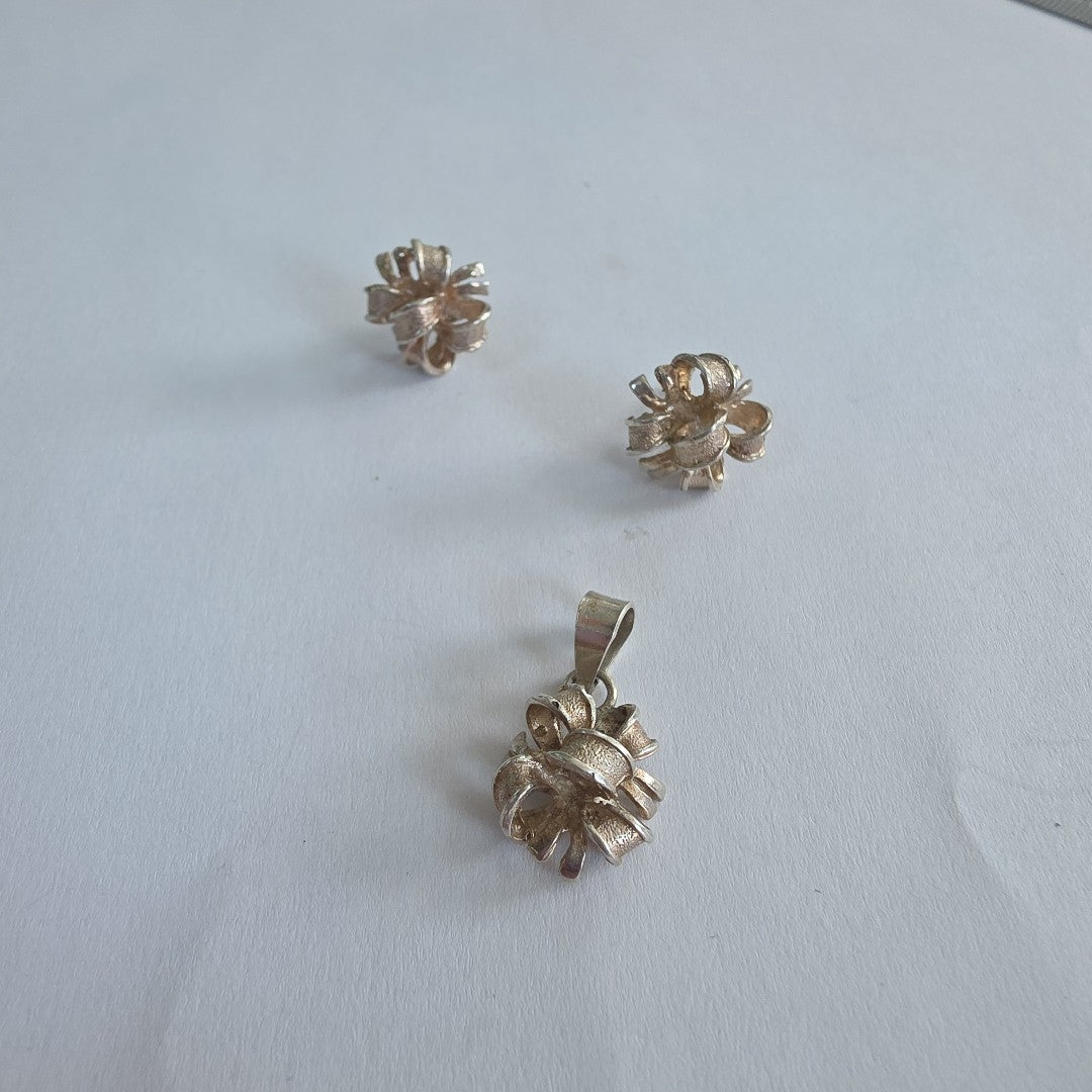 BROQUELES PAR,DIJE PLATA 5,10 GRMS (SEMINUEVO)