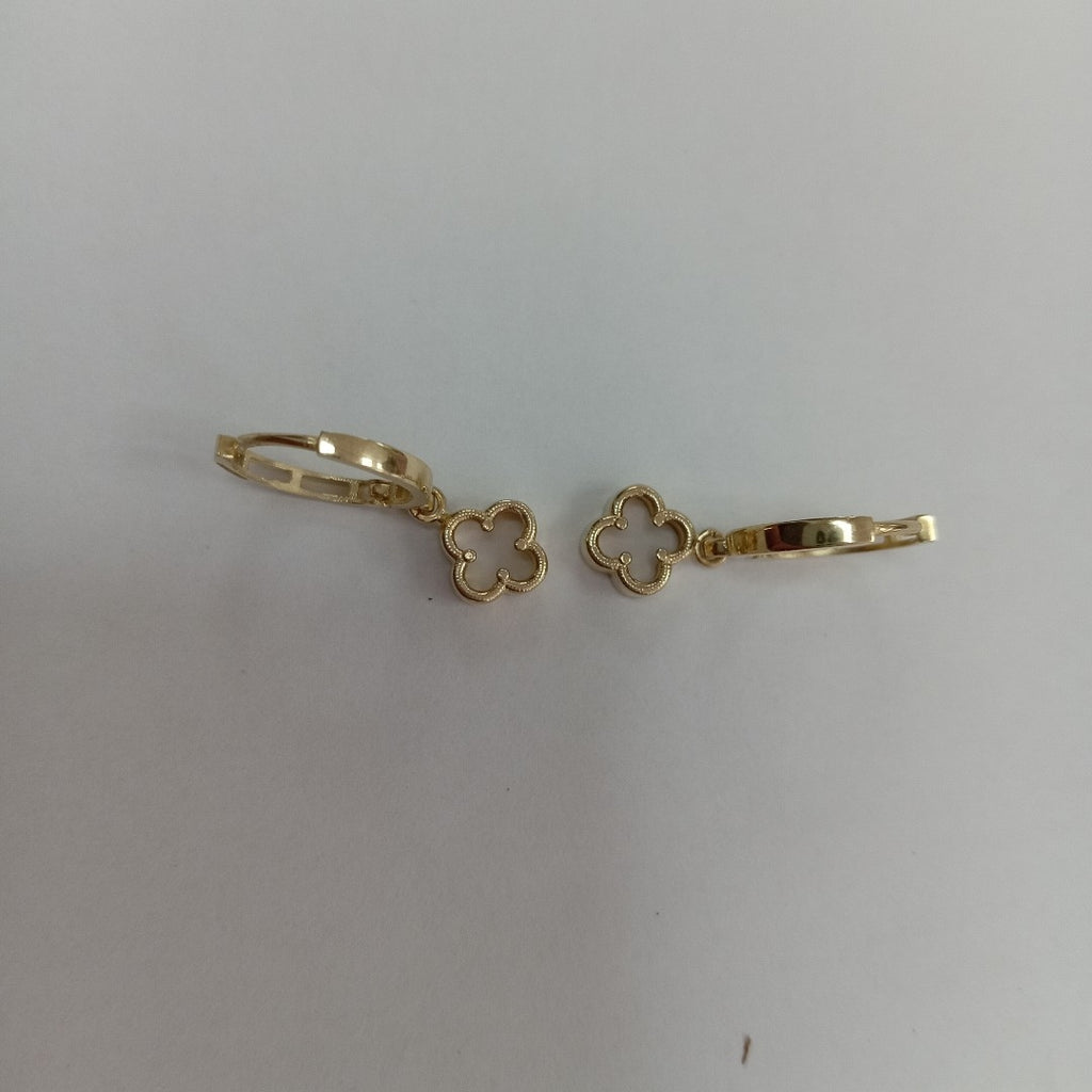 ARETES ARRACADAS CON DIJE 14K 2.4 GR (NUEVO)
