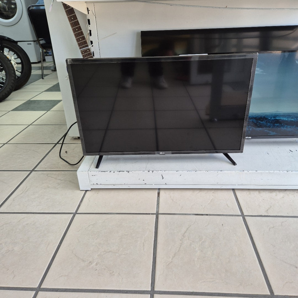 PANTALLA LG 32LQ630BPSA (2022) 32" LED HD (SEMINUEVO)