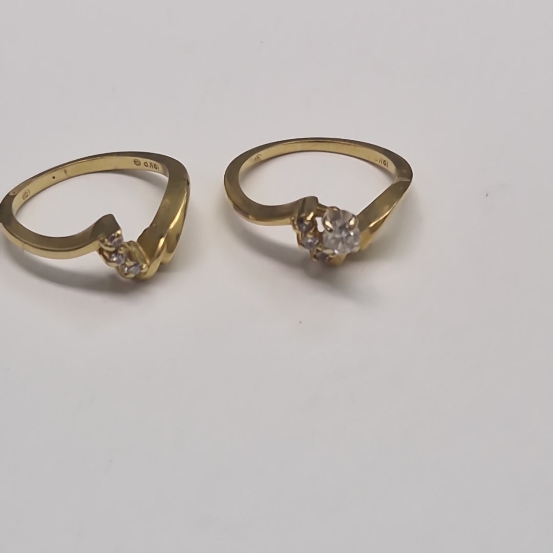 SOLITARIO ORO 18 K 5.8 GRMS (SEMINUEVO)