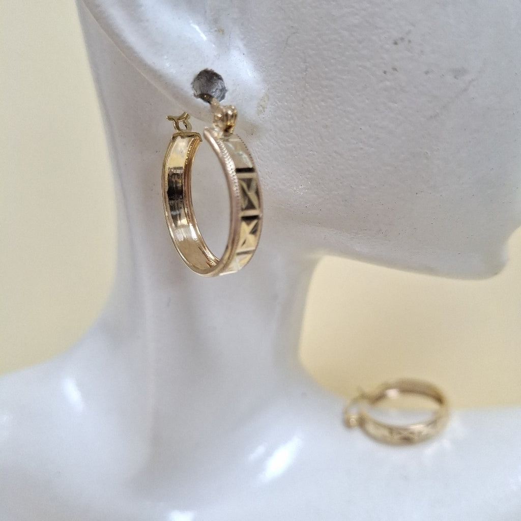 ARETES ARRACADAS LABRADAS 10K 2.1 GR (NUEVO)