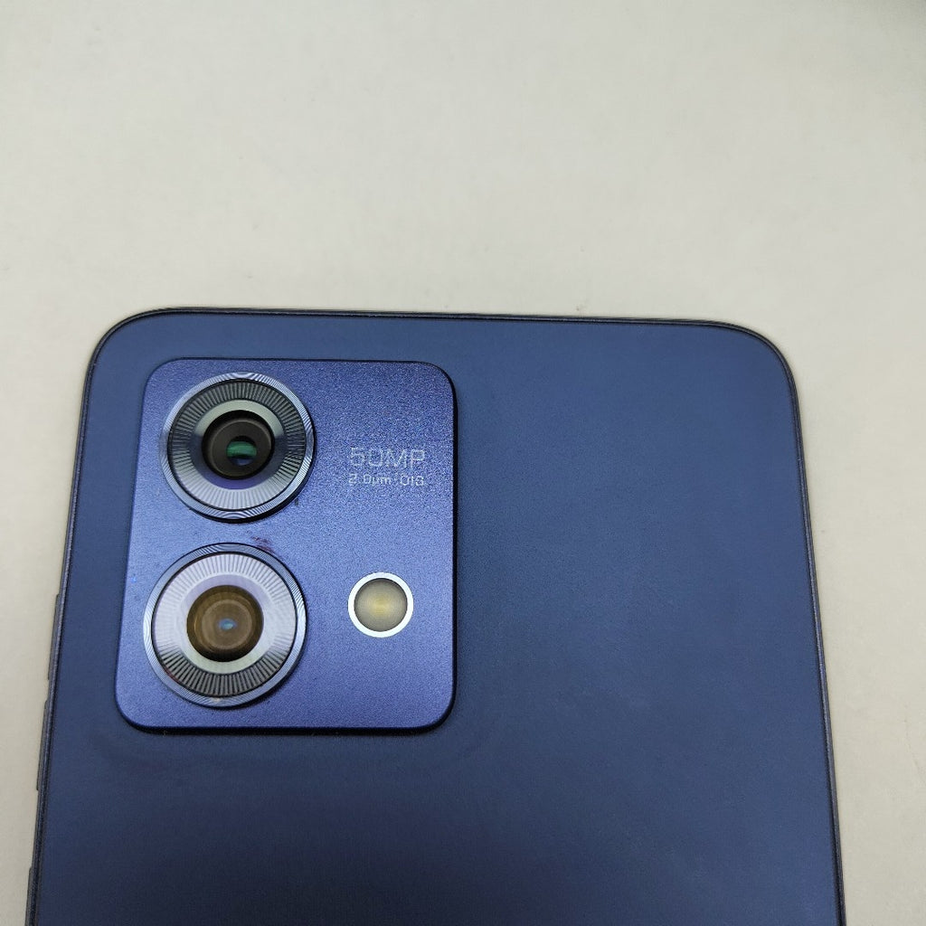 CELULAR MOTOROLA MOTO G84 XT2347-1 (2023) 256 GB 8 GB RAM (SEMINUEVO)