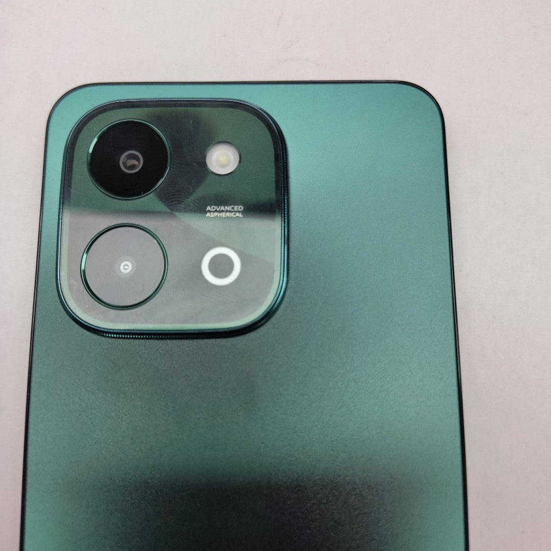 CELULAR VIVO Y28 V2352 256 GB 8 GB RAM (SEMINUEVO)