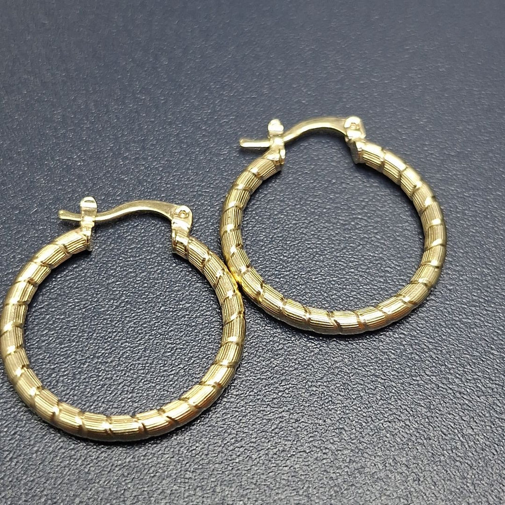 ARETES ARRACADAS LABRADAS 14K 3.3 GR (NUEVO)