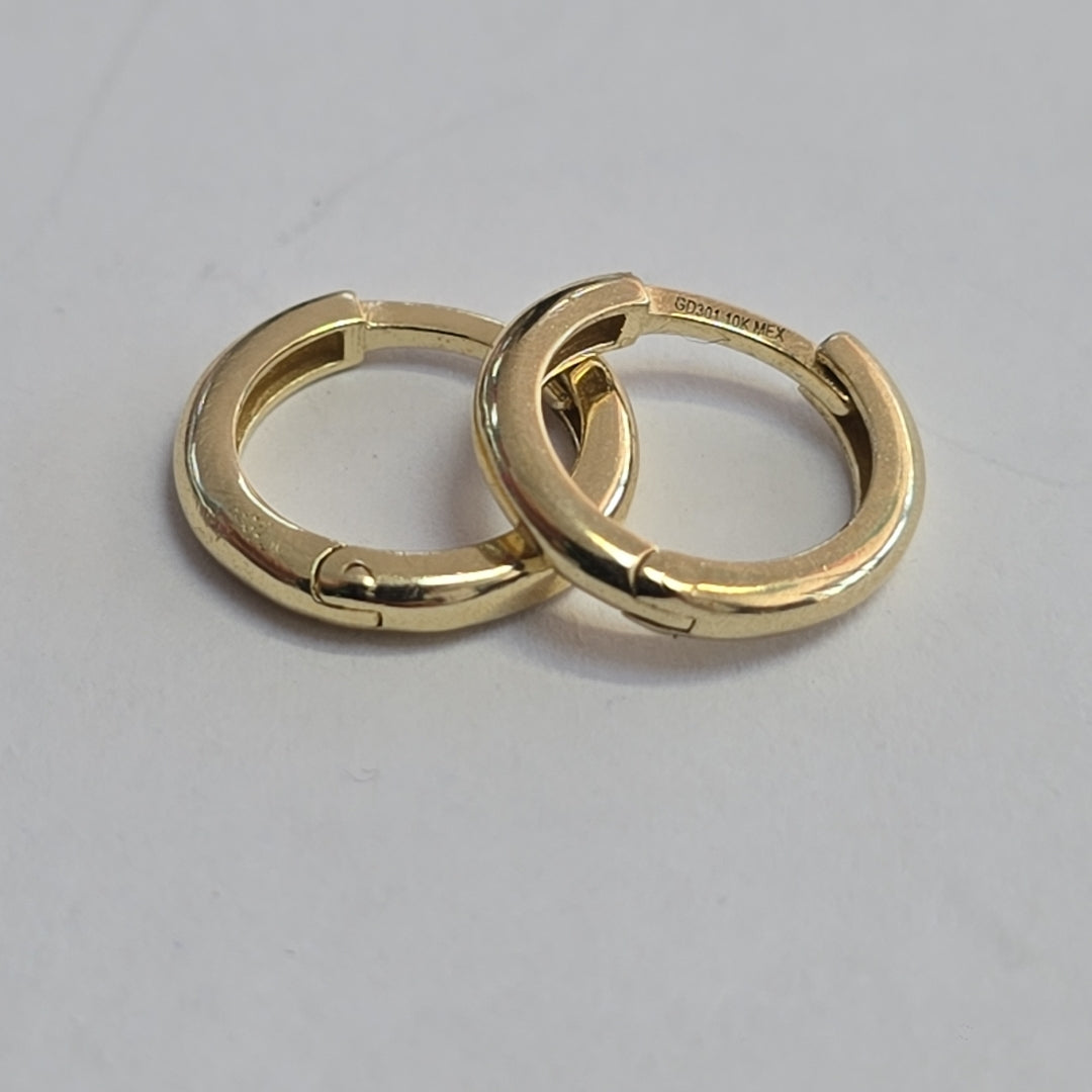 ARETES ARRACADAS LISAS 10K 1.1 GR (NUEVO)