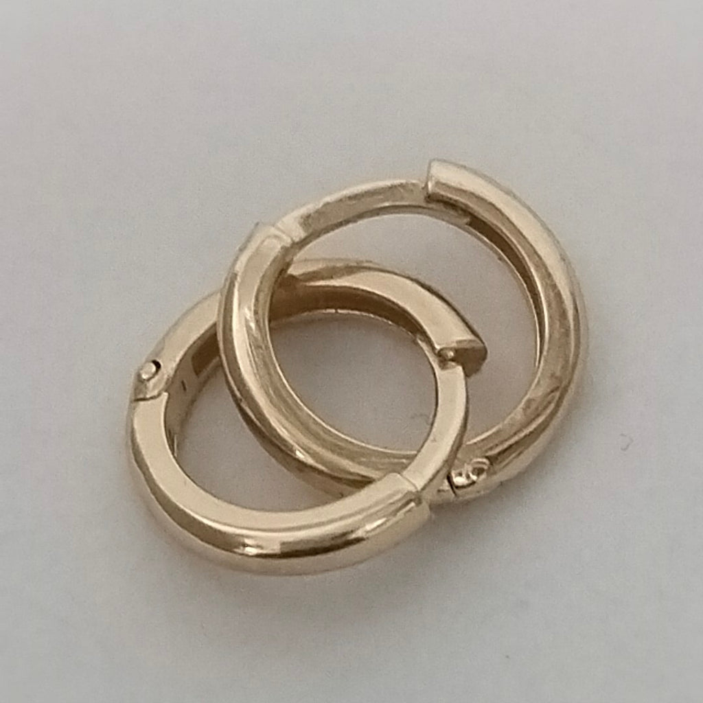 ARETES ARRACADAS LISAS 10K 1.2 GR (NUEVO)