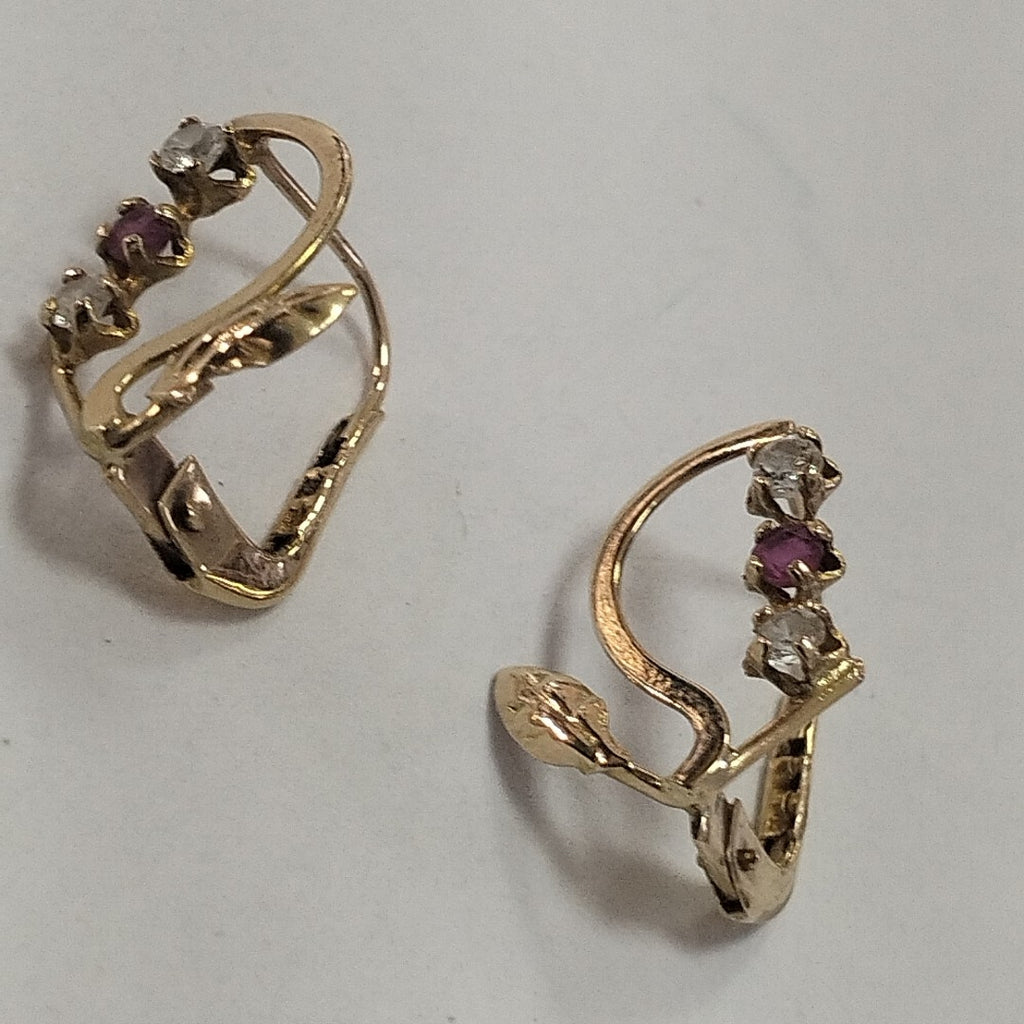 ARETES PAR ORO 10 K 0.9 GRMS (SEMINUEVO)