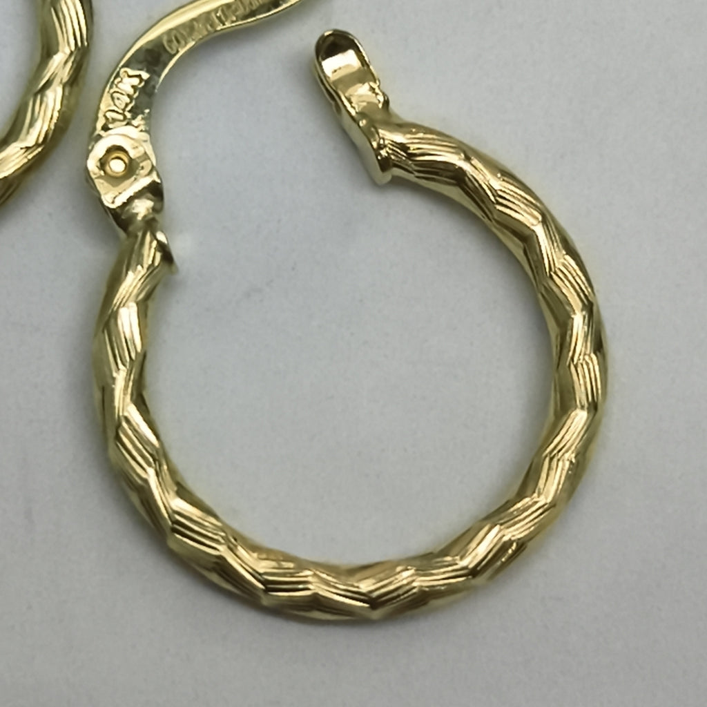 ARETES ARRACADAS TRENZADAS 14K 18 1.6 GR (NUEVO)