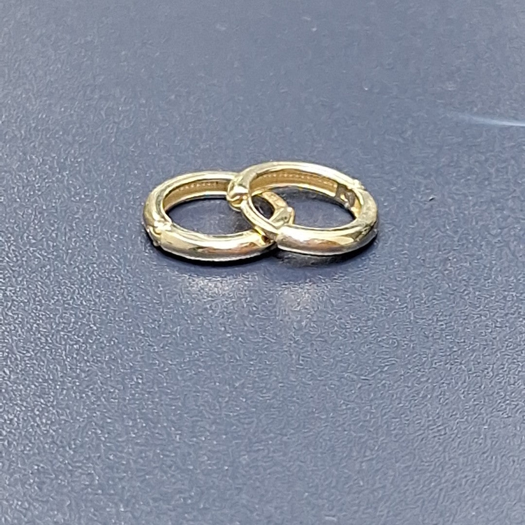 ARETES ARRACADAS LISAS 10K 1.3 GR (NUEVO)