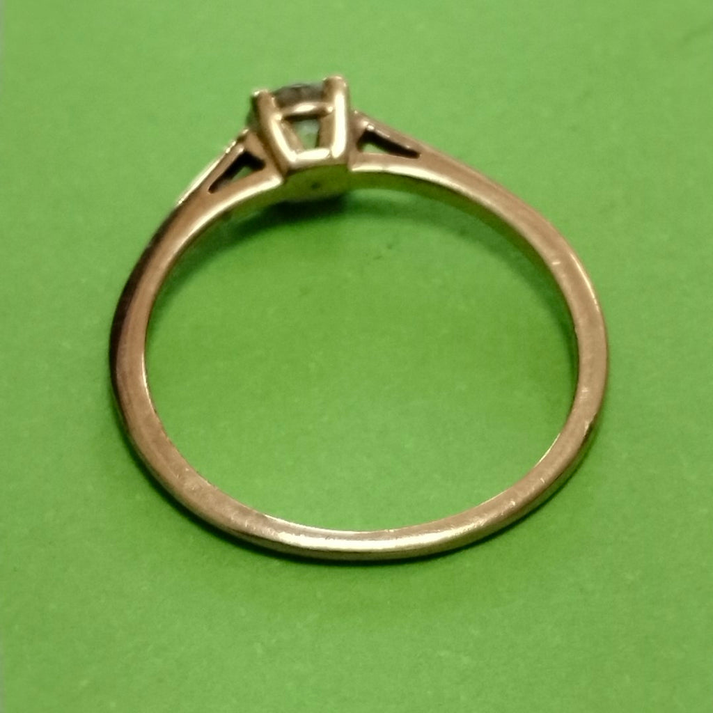 SOLITARIO ORO 10 K 1.3 GRMS (SEMINUEVO)