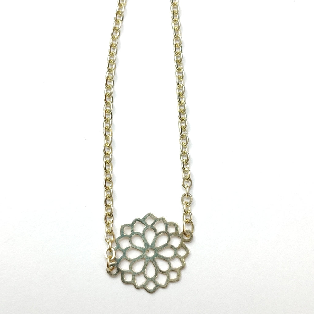 PULSERA TEJIDO ESPECIAL CON MANDALA 14K 18 CM 1.3 GR (NUEVO)
