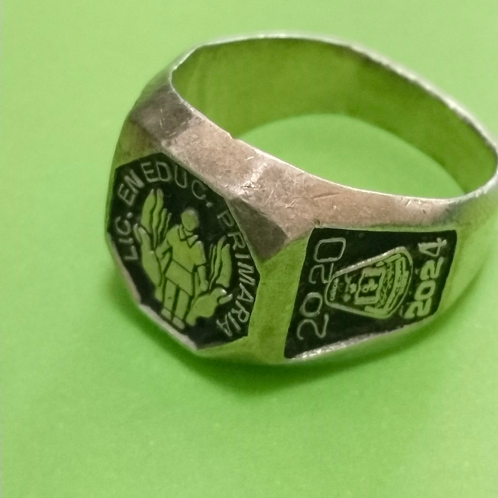 ANILLO DE GRADUACIÓN PLATA 8,60 GRMS (SEMINUEVO)