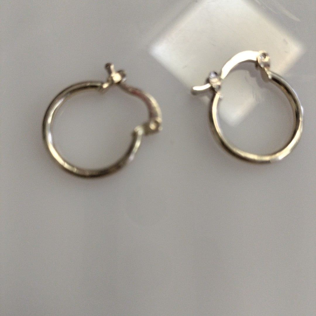 ARETES ARRACADAS ESTRIADAS 14K 1.4 GR (NUEVO)