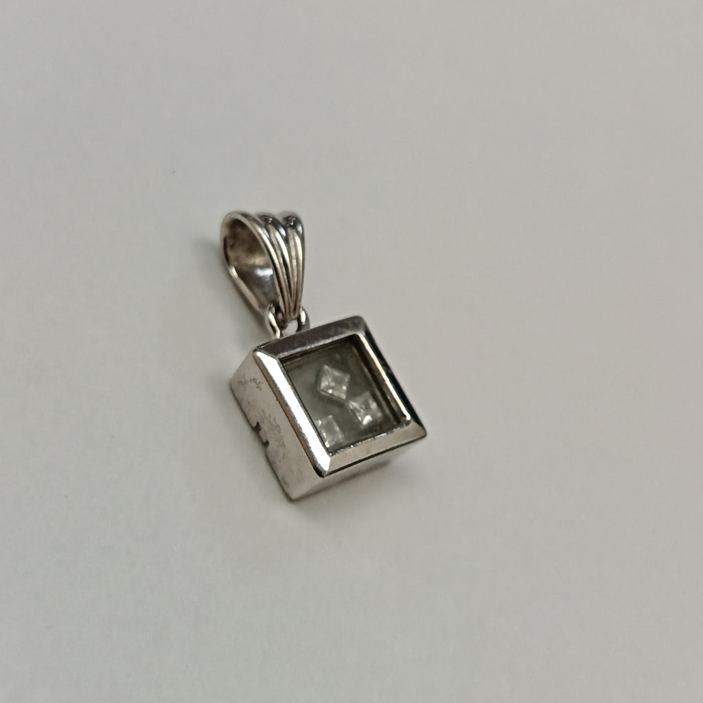 DIJE ORO BLANCO 14 K 3,40 GRMS (SEMINUEVO)