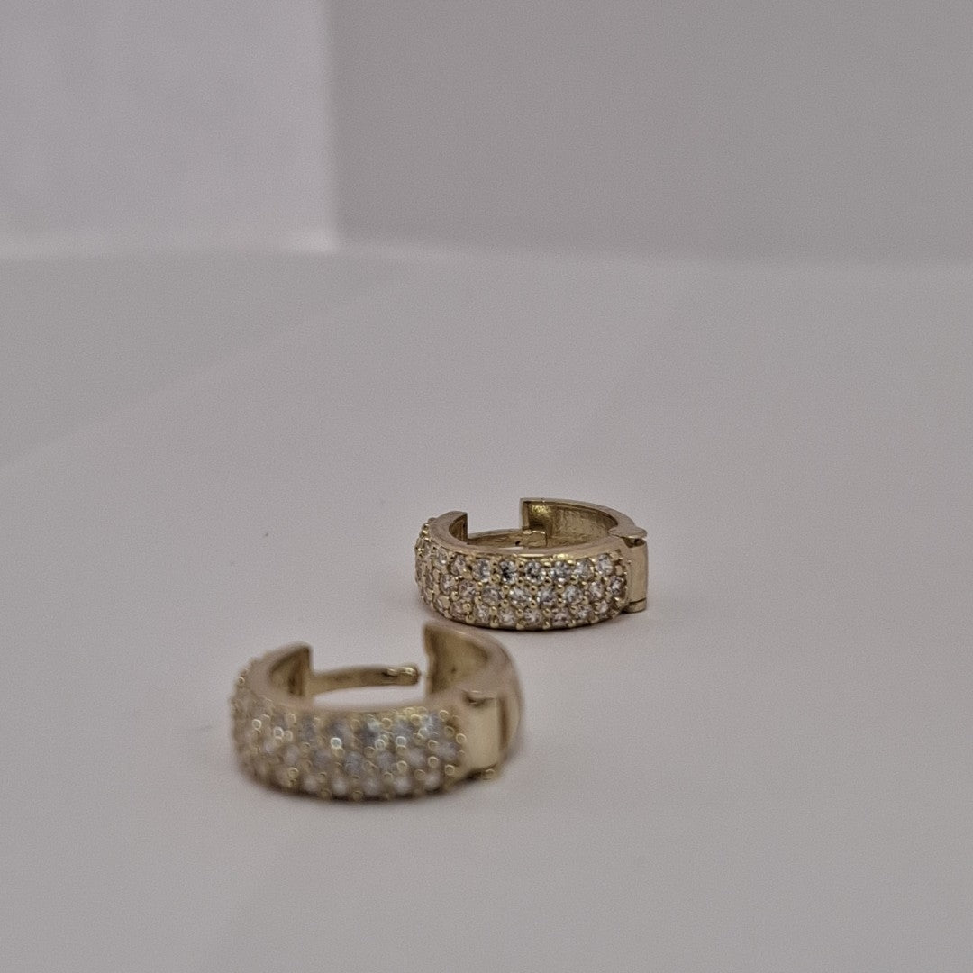 ARETES HUGGIE CON CIRCONIAS 14K 2 GR (NUEVO)