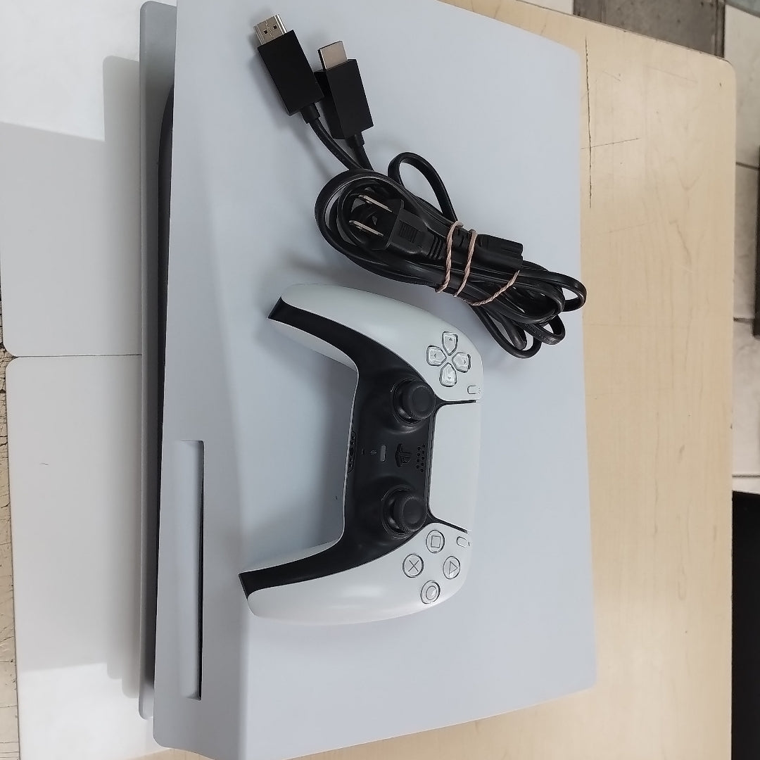 CONSOLA DE VIDEOJUEGO SONY PS5 825 SSD (SEMINUEVO)