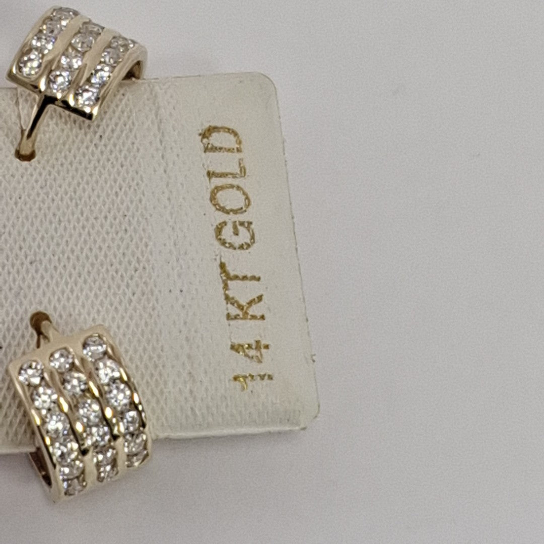 ARETES HUGGIES C CIRCONIA 14K 2.2 GR (NUEVO)