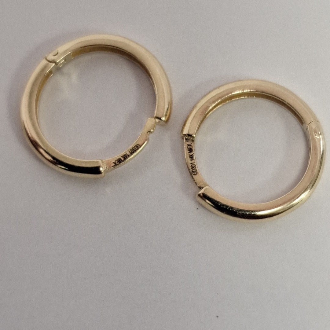 ARETES HUGGIES LISAS 14K 1.6 GR (NUEVO)