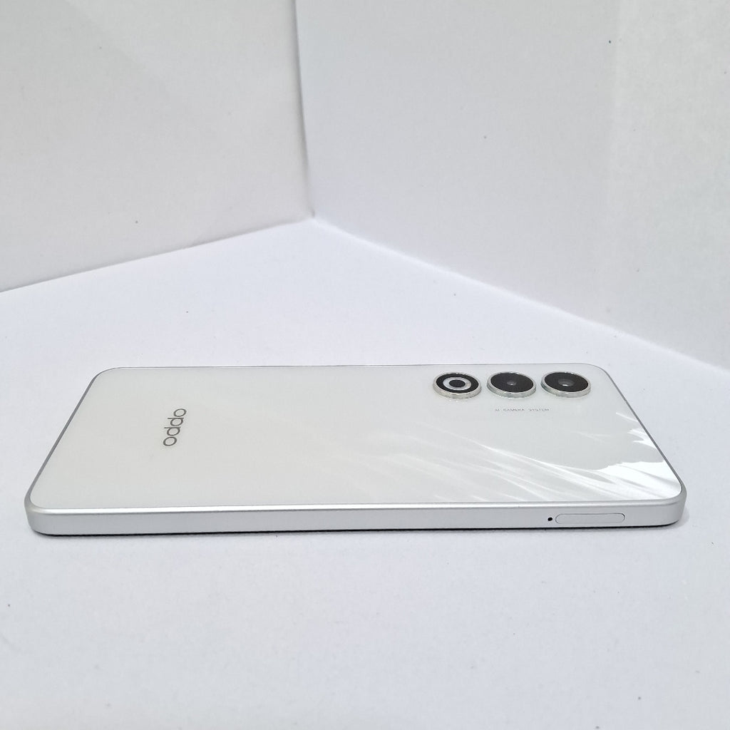 CELULAR OPPO A5 CPH2727 (2025) 256 GB 4 GB RAM (SEMINUEVO)