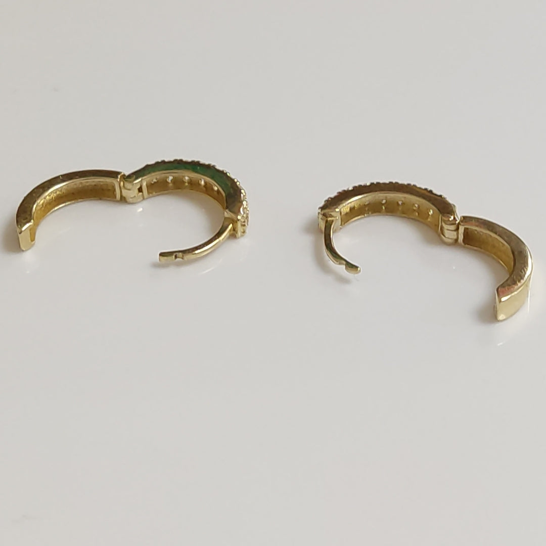 ARETES HUGGIES C CIRCONIAS 14K 1.8 GR (NUEVO)
