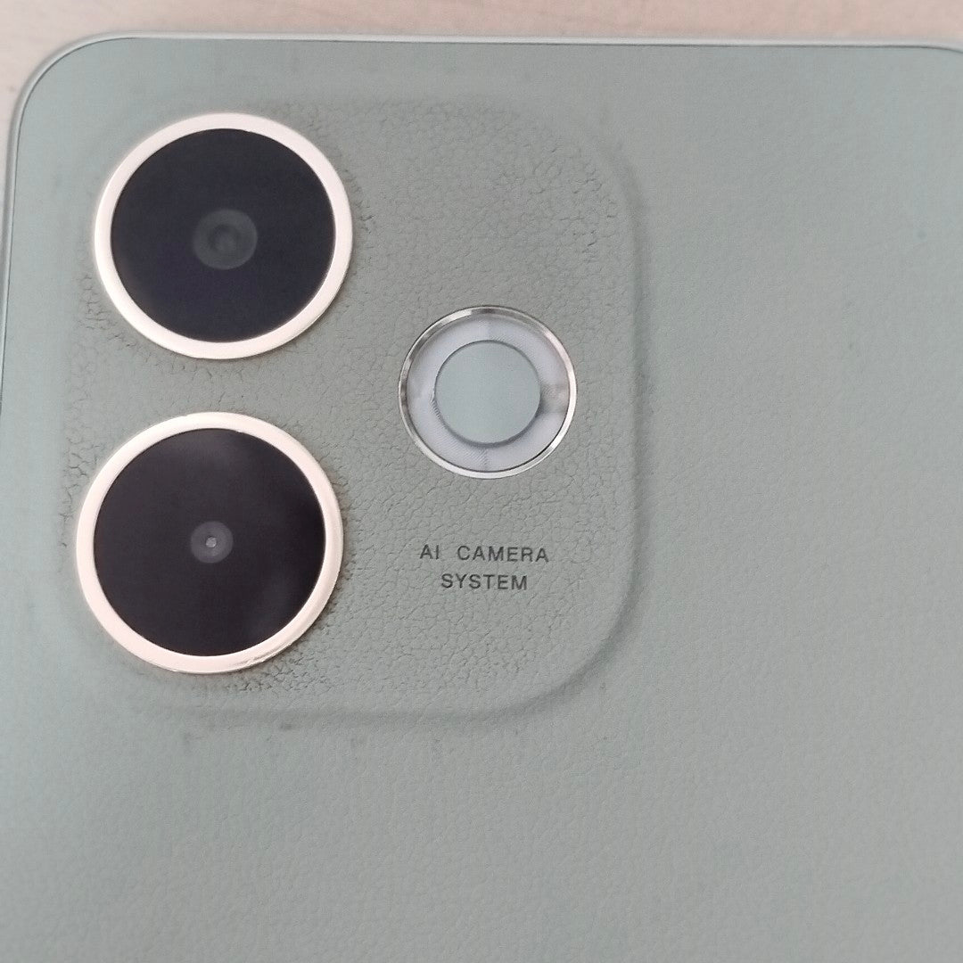 CELULAR OPPO A5 PRO CPH2711 (2025) 256 GB 8 GB RAM (SEMINUEVO)