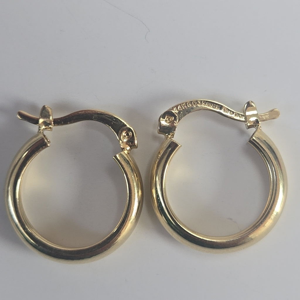ARETES TEJIDO ARRACADAS LISAS 14K 2.2 GR (NUEVO)